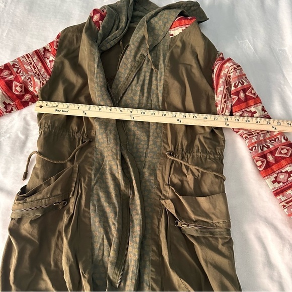 Paparazzi Utility Jacket with Aztec Sleeves Army Green Layered Western Small - Picture 9 of 10